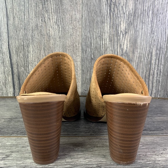 Sam Edelman Bates Heels - Picture 4 of 10